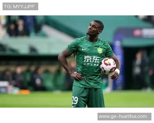 25赛季射手榜：法比奥末轮大四喜夺金靴，卡扎27球摘银靴