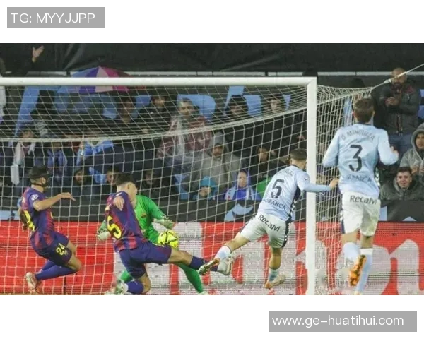 4-0！909天重返主场，11.1亿豪门3连胜登顶，37岁神锋破门续写传奇