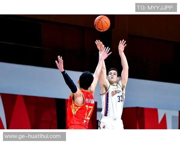 弗雷戴特正式归队训练！上海今晚全力阻击深圳