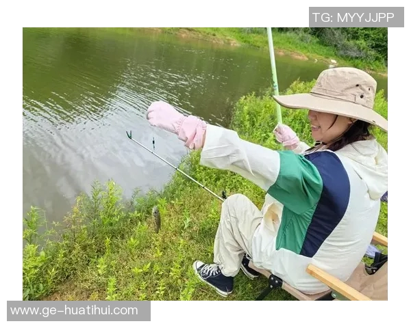 广东队经典789美国同框：携尤纳斯出海钓鱼，共度惬意休闲时光