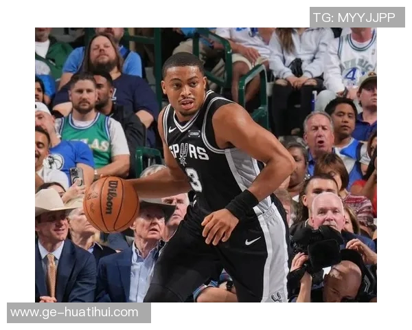 攻防一体!韦尔28分钟15中8拿到20分14板2断1帽正负值+17 攻防一体!韦尔28分钟15中8拿到20分14板2断1帽正负值+17