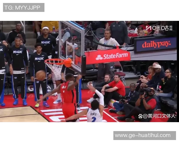 杜兰特35分火箭加时鏖战魔术点燃赛场激情 杜兰特35分火箭加时鏖战魔术点燃赛场激情