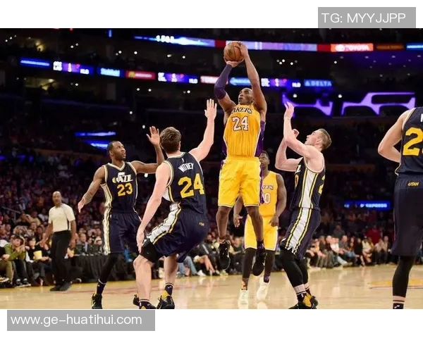 福州市长打篮球连砍50+网友叹命中率远超科比 福州市长打篮球连砍50+网友叹命中率远超科比