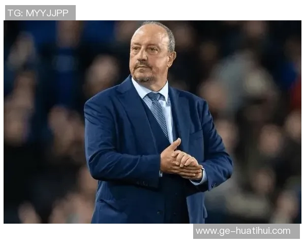 贝尼特斯：斯洛特会是欧冠各队教练的主角；巴黎球员已更自信